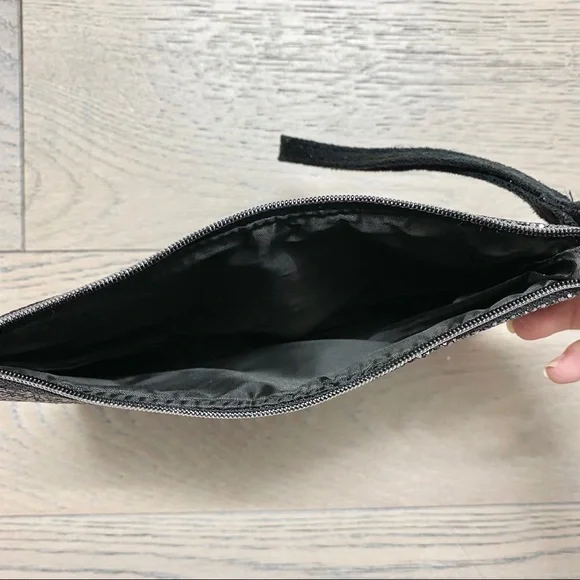 Julep Sparkly Makeup Bag / Wristlet - Picture 5 of 5